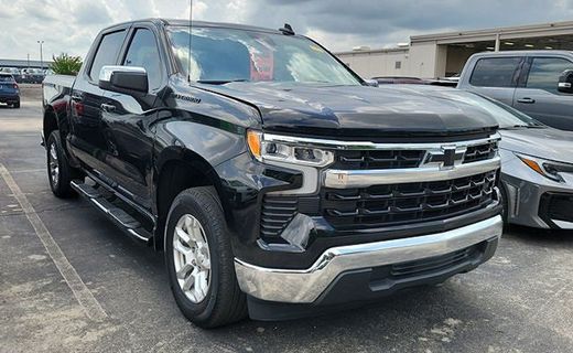 2023 Chevrolet Silverado LT
