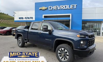 2022 Chevrolet Silverado HD Custom