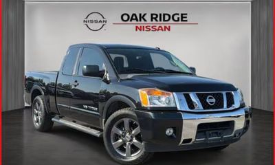 2015 Nissan Titan SV