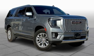 2023 GMC Yukon XL Denali