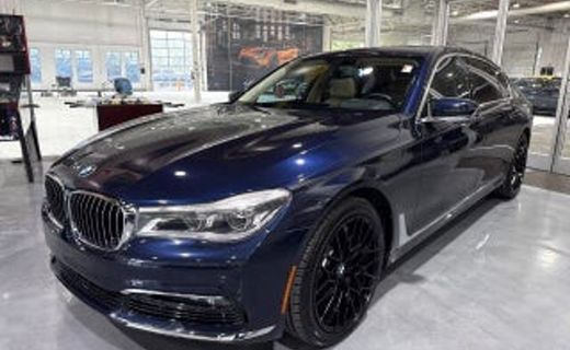 2016 BMW 750I