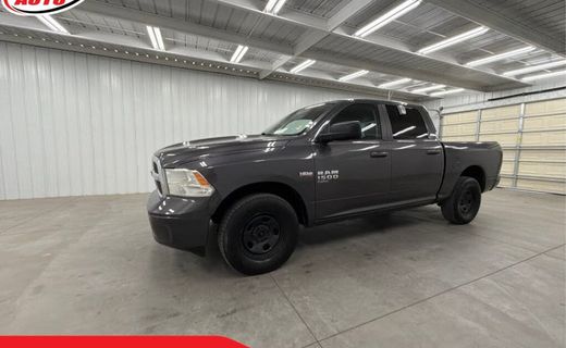 2019 Ram 1500 SLT