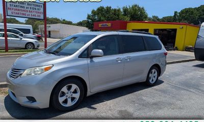 2015 Toyota Sienna LE