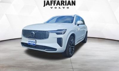 2026 Volvo XC90 Plus Bright