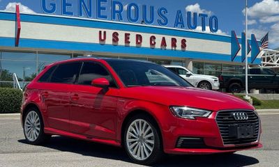 2017 Audi A3 E Tron Premium