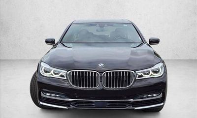 2017 BMW 750i B7