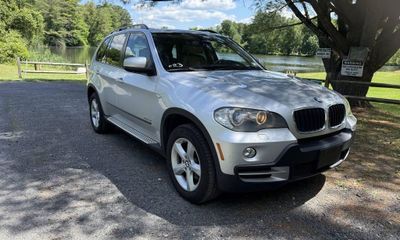 2010 BMW X5 xDrive30i