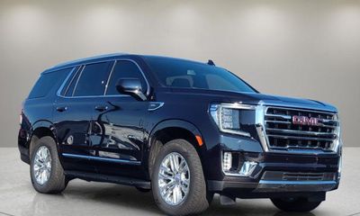 2022 GMC Yukon SLT