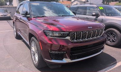 2022 Jeep Grand Cherokee L Summit