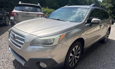 2016 Subaru Outback Limited MR Navi