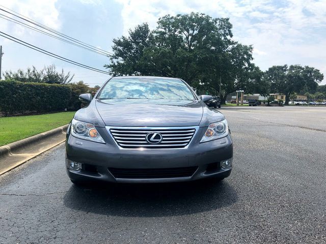 2012 Lexus LS — a typically priced live listing