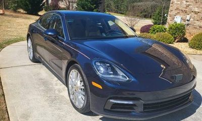 2018 Porsche Panamera 4S