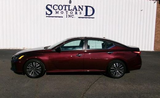 2025 Nissan Altima SV