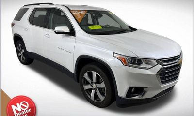 2020 Chevrolet Traverse LT