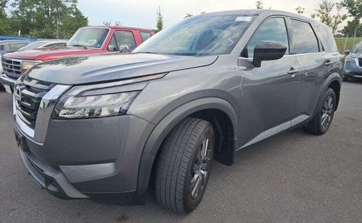 2024 Nissan Pathfinder S