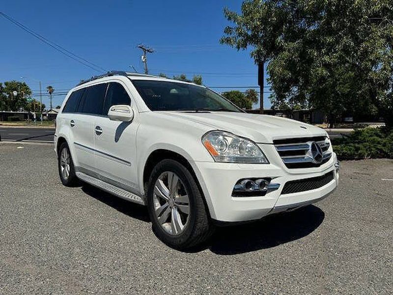 2010 Mercedes-Benz GL-Class — a typically priced live listing
