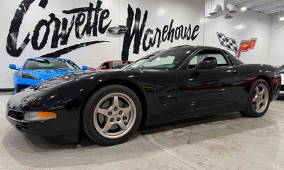 1999 Chevrolet Corvette Coupe 1SA 2C