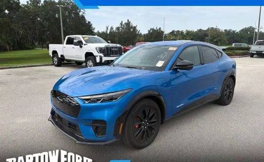 2025 Ford Mustang Mach-E Premium