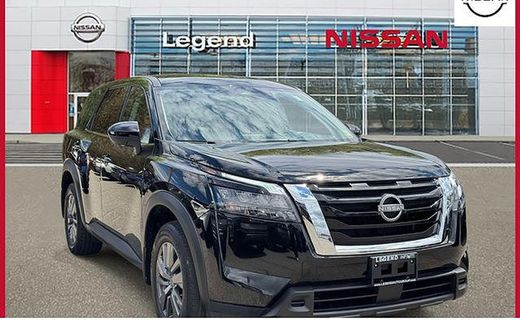 2024 Nissan Pathfinder S