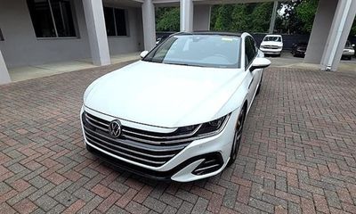 2023 Volkswagen Arteon 4Motion SEL Premium