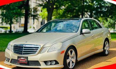 2010 Mercedes-Benz E-Class E350 4 Matic