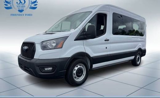 2025 Ford Transit Medium Roof