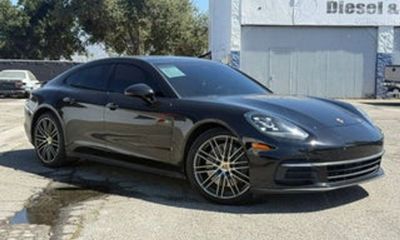 2020 Porsche Panamera 4