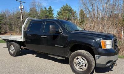 2011 GMC Sierra SLE