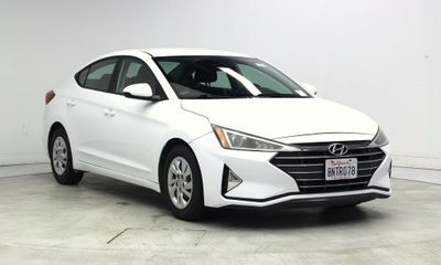 2020 Hyundai Elantra SE