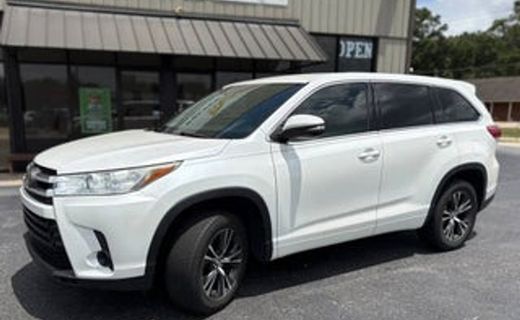 2017 Toyota Highlander LE