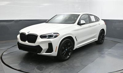 2024 BMW X4 xDrive30i