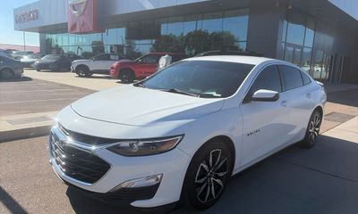 2023 Chevrolet Malibu RS