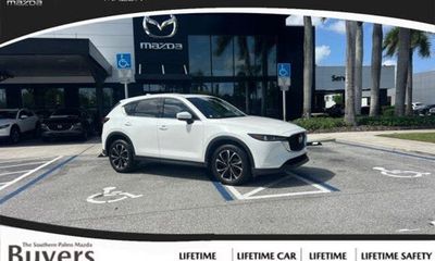 2022 Mazda CX-5 Premium Package
