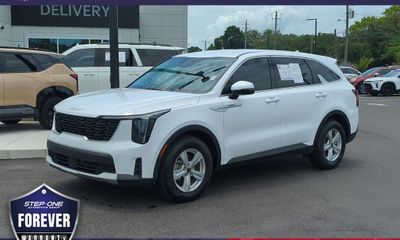 2024 Kia Sorento LX