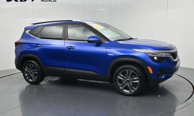 2022 Kia Seltos S Nightfall Edition