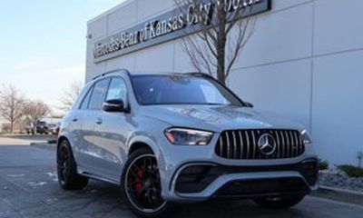 2026 BMW X7 Alpina XB7