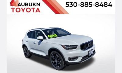 2021 Volvo XC40 Inscription
