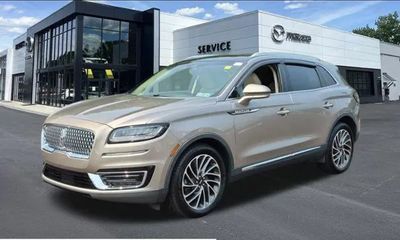 2020 Lincoln Nautilus Reserve