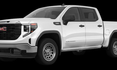 2026 GMC Sierra Pro