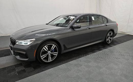 2018 BMW 750i B7