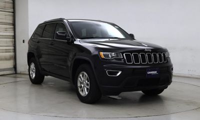 2019 Jeep Grand Cherokee Laredo