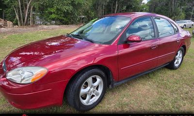 2002 Ford Taurus SE