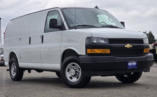 2025 Chevrolet Express 2500