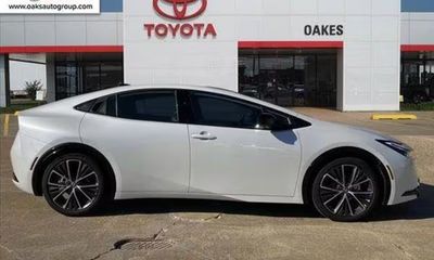 2024 Toyota Prius XLE