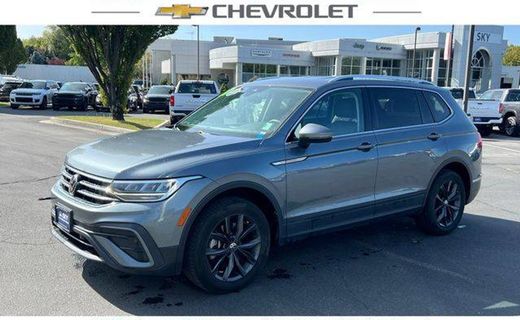 2022 Volkswagen Tiguan 4MOTION SE