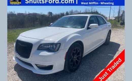 2022 Chrysler 300 Touring L