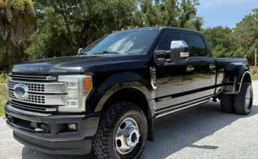 2017 Ford F-350 Lariat