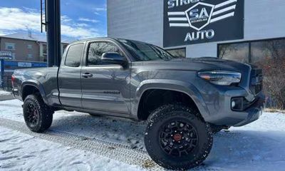 2018 Toyota Tacoma SR5 TRD OFF