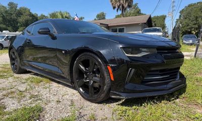 2018 Chevrolet Camaro 2LT