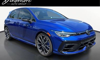 2025 Volkswagen Golf R 2 0 TSI